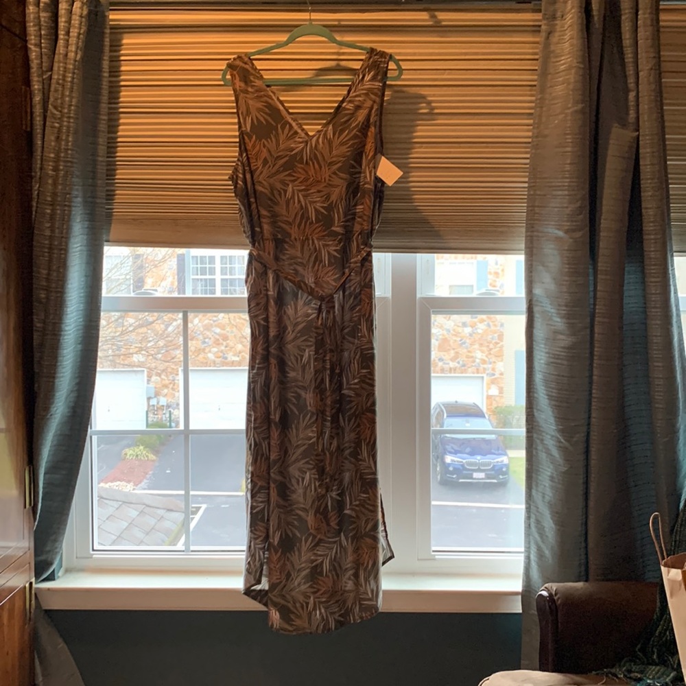 NWT A New Day green floral V-neck dress size XL sleeveless